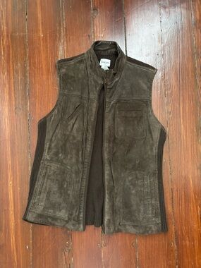 🍒 Chico's Brown Suede Zip Front Vest